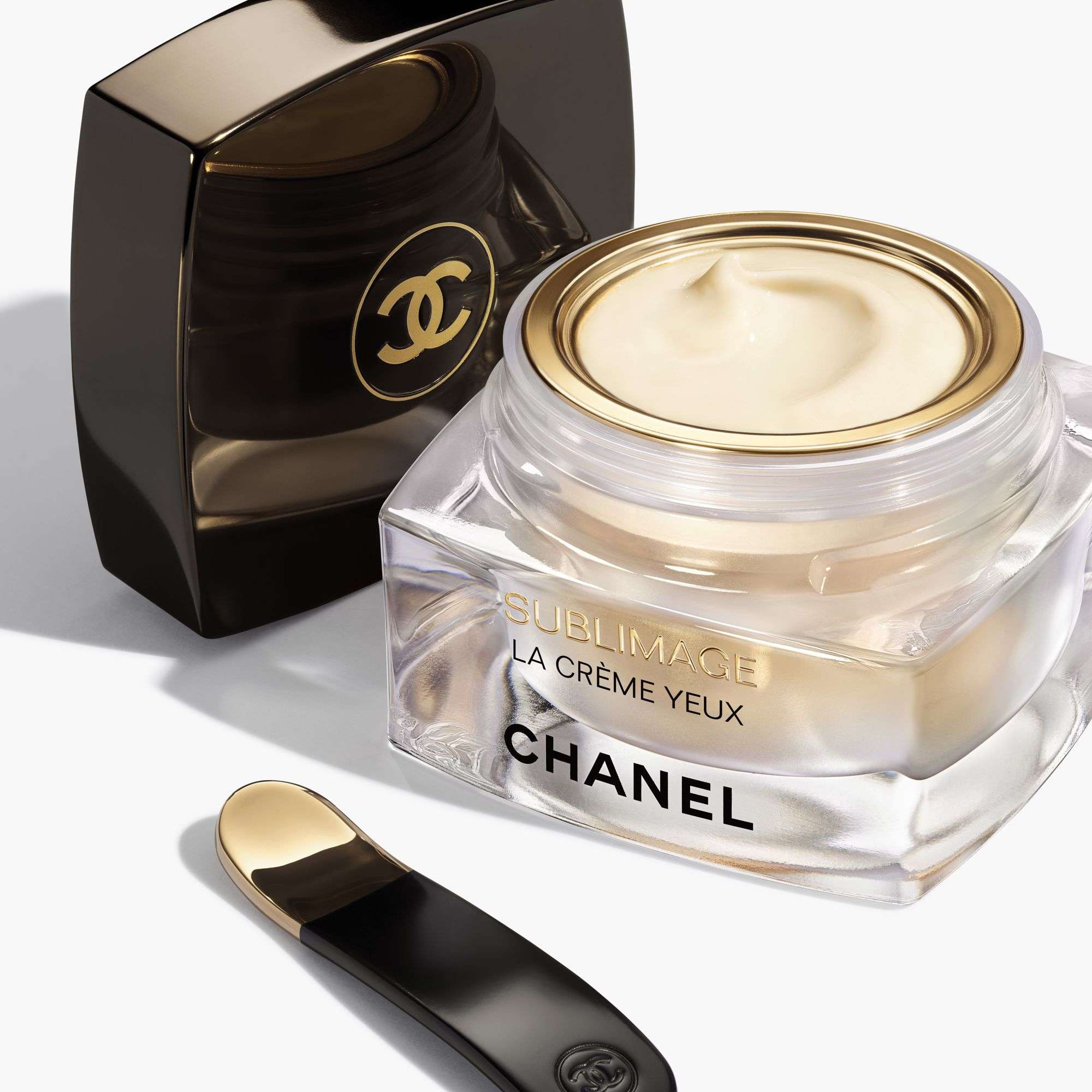 CHANEL CREME DE OLHOS SUPREMO | DOUGLAS