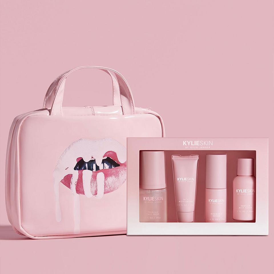Kylie Skin Lips Travel Bag DOUGLAS